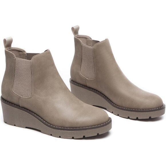 Athlefit Women Khaki Chelsea Wedge Platform Slip on Lug Sole Elastic Ankle Boot - Picture 6 of 7